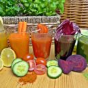 Netradiční nealkodrinky - detox zelenina stava piti