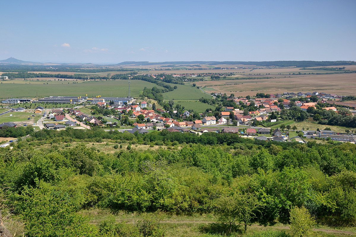 Na radnici v Blšanech jsou povinné roušky. Tamní školka je v karanténě