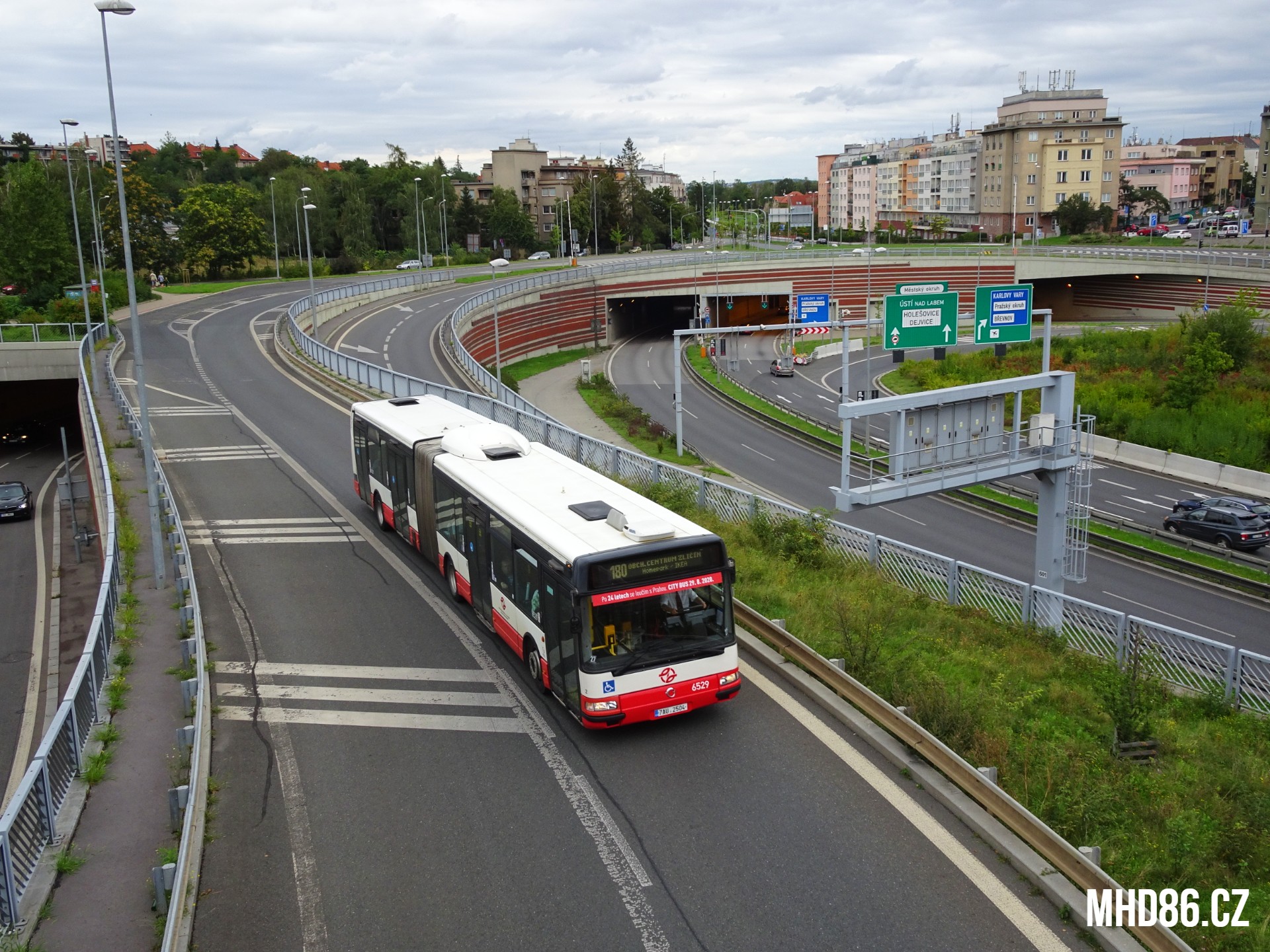 Obrázek #2 z 5