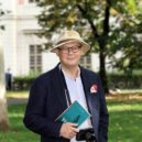 Výpravy Jiřího Peňáse - 1 Jiri Penas_s_knihou
