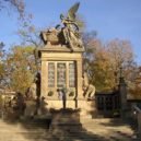 Julius Zeyer - 1024px-Slavin_Vysehrad_společný hribka