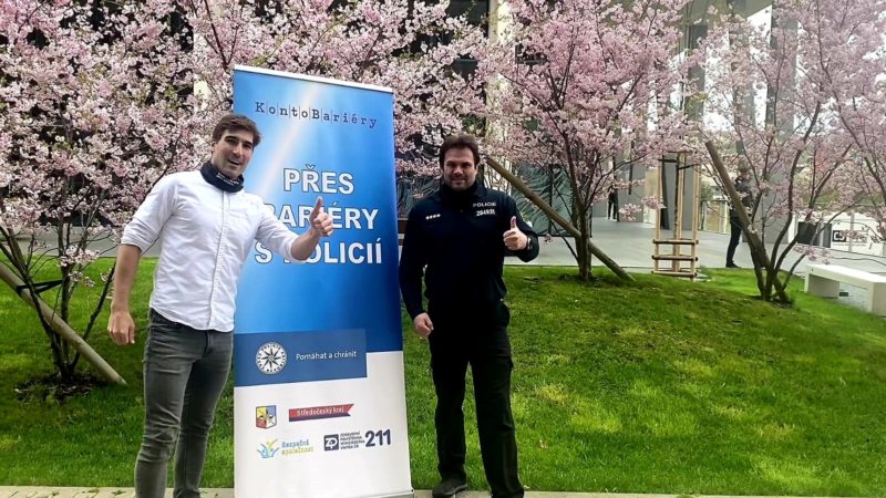 Běhejte s námi pro handicapovanou Kristýnku. Na svůj vozík potřebuje elektropohon