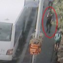Policie pátrá po muži, který napadl řidiče autobusu v Říčanech - pachatel