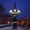 O Vánocích se Praha stává světelnou pohádkou - kandelabr lampa loretanska  osvetleni