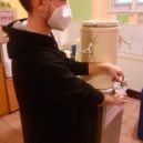 V sousedství pražských center pomoci závislým se bouří obyvatelé, vadí jim hluk a potyčky - dropin