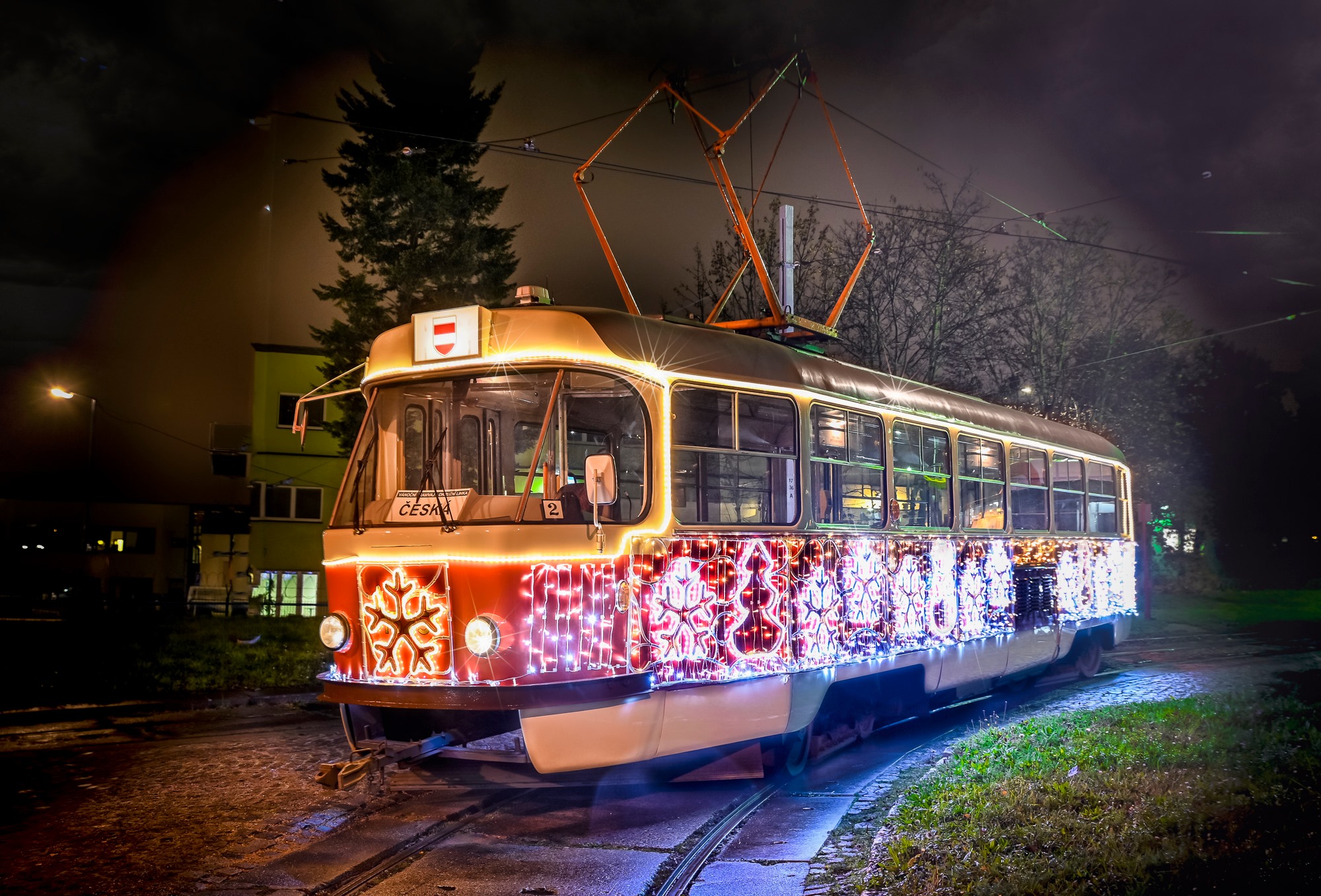 Řidič tramvaje pomohl u požáru, jeho činu si všimla i brněnská primátorka