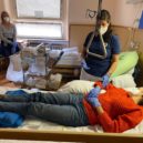 Kursy Českého červeného kříže - FOTO Červený kříž nabízí kursy pro dobrovolný pomocný zdravotnický personál 3 – foto zvladnemeto.cervenykriz.eu
