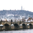 Sníh Praze sluší - sníh praha zima město karlův most