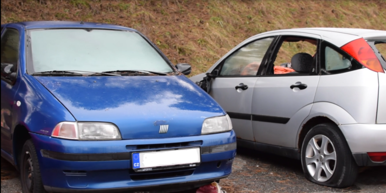 Odstavené automobily v Příbrami.