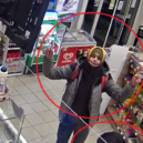 Muži ukradli 180 tisíc z firemní karty. Pátrá po nich policie - krimi