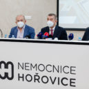 Hořovická nemocnice zvýší kapacitu. Představení projektu se zúčastnil i Babiš - babiš