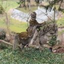 Socha Jana Žižky v parku Teyrovských - FOTO ZAPAD ZAPAD Dobrovolníci uklidili park Teyrovských ve Všenorech – foto Marek Kotásek