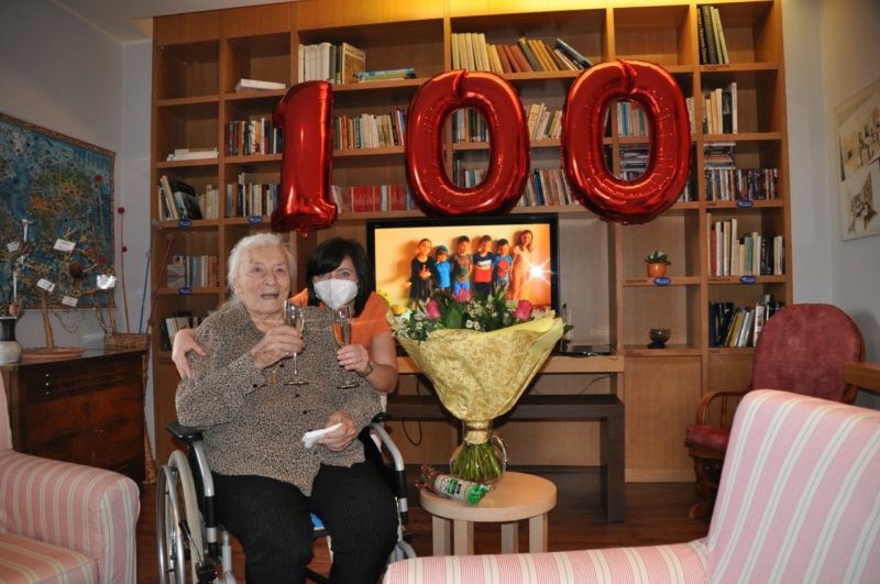 Alena Hrdličková oslavila 100 let.