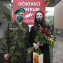 Kateřina Zemanová a veterán plk. MUDr.Libor Vašina podpořili očkování proti koronaviru - Kateřina Zemanová a veterán plk. MUDr.Libor Vašina podpořili očkování proti koronaviru