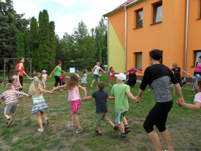 V Dolním Rychnově měli frmol, školka po dvou měsících otevřela