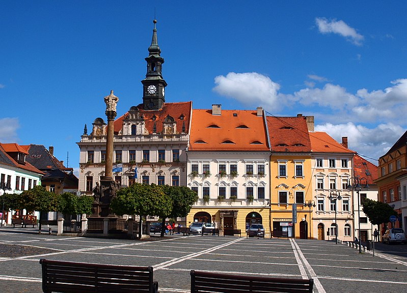 Odsunuté osudy. Výstava v České Lípě připomíná smutnou stránku naší historie