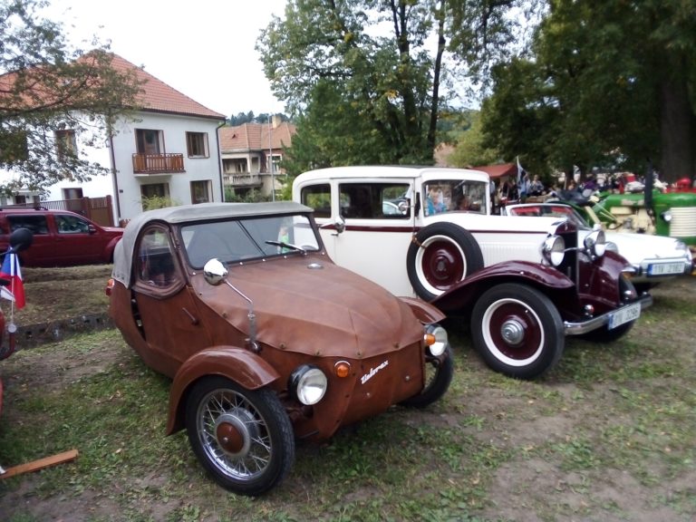 Veteráni na Všenorském jablkobraní
