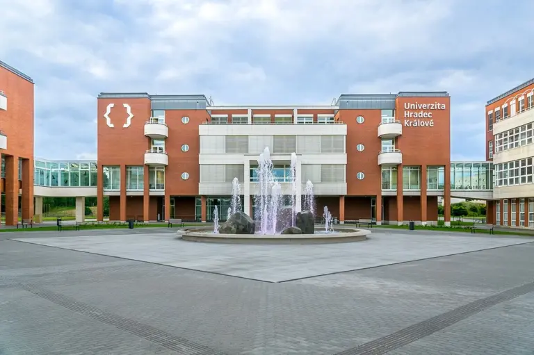 Studenti budou mít zvýhodněné parkovné.