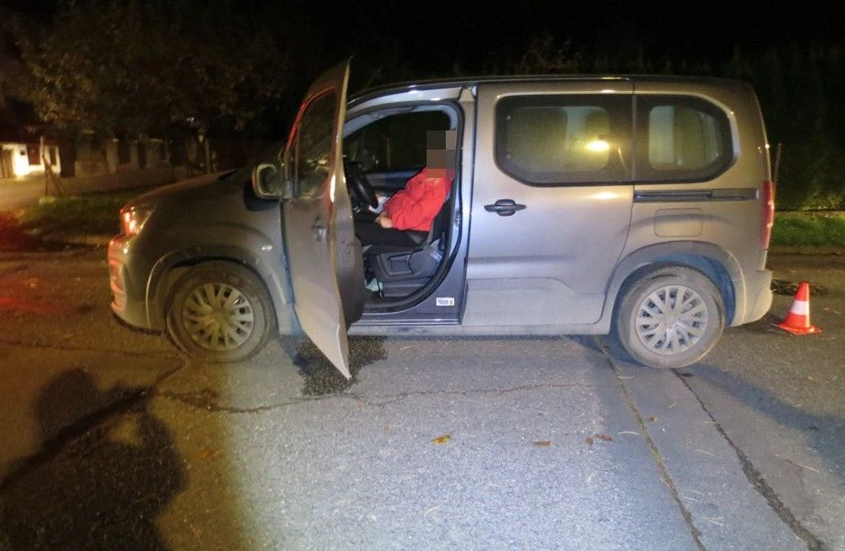 Policisté apelují na řidiče, aby sedali za volant střízliví.